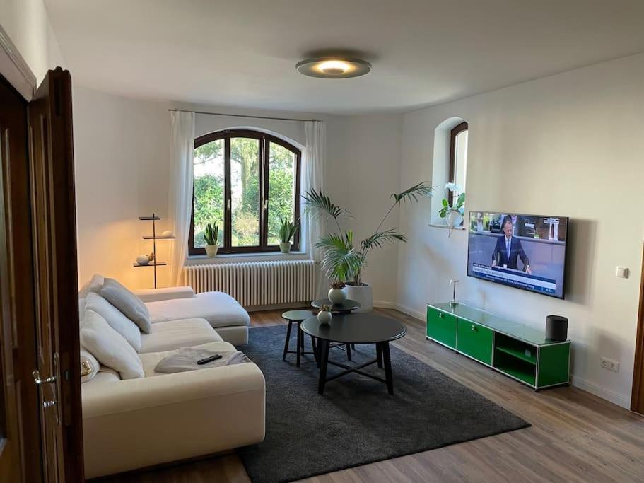 Verwunsches Haus Mit Parkplatz In Bester Lage マルククレーベルク エクステリア 写真